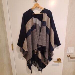 Uniqlo Striped Shawl